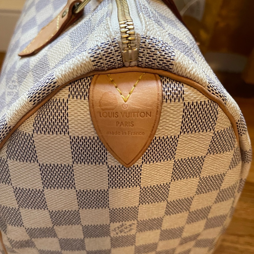 Authentic Louis Vuitton Speedy 30 - Picture 6 of 13